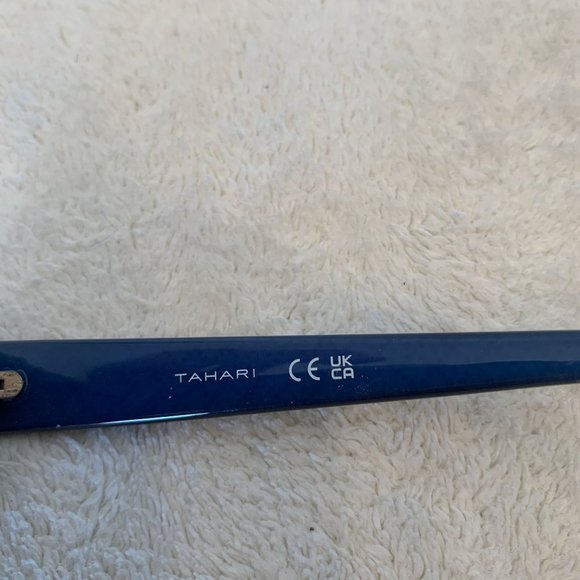 Tahari Cat Eye Sunglasses Blue HYTH0628-A TH899 TSBL - Picture 7 of 11